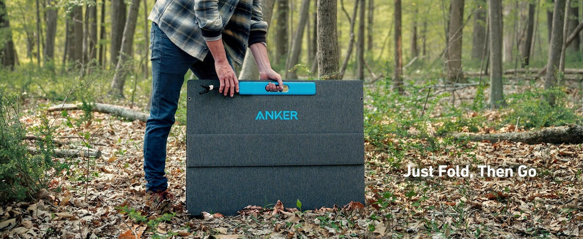 Anker SOLIX F2000 Solar Generator + 400W Solar Panel.