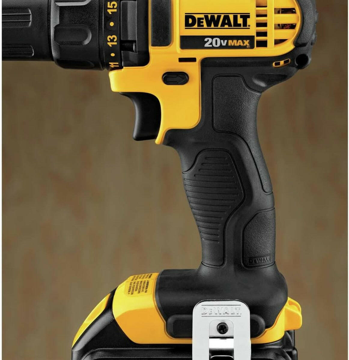 DeWalt 20 V MAX Battery Brushed Motor Drill/Driver & Impact Driver Combo Kit.
